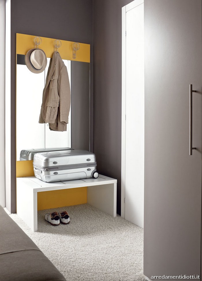 Seipersei-camera-hotel-panchetta-porta-valigie-big